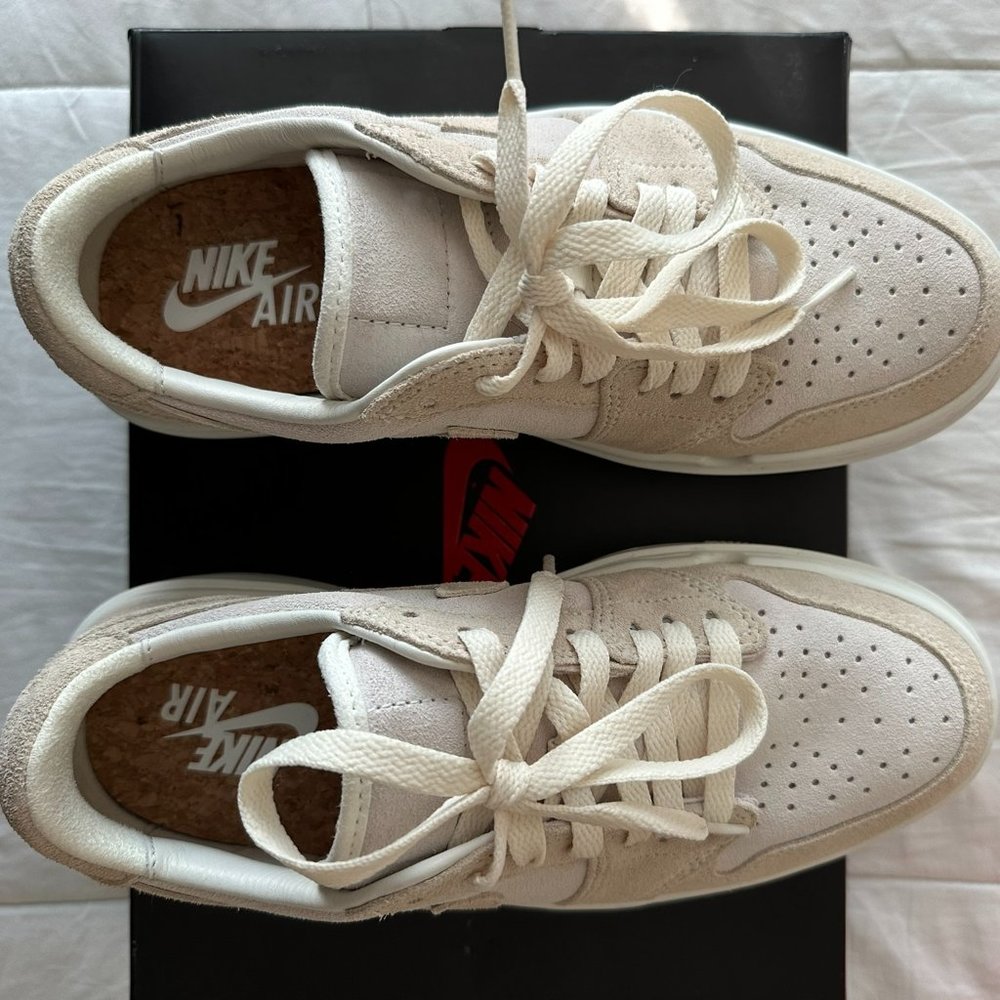 WOMENS AIR JORDAN 1 ELEVATE LOW SUEDE SNEAKER